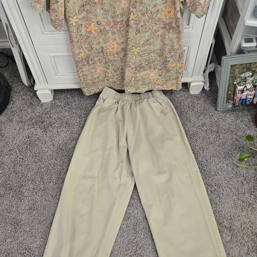 Landau Floral Top and Beige Pants Set
